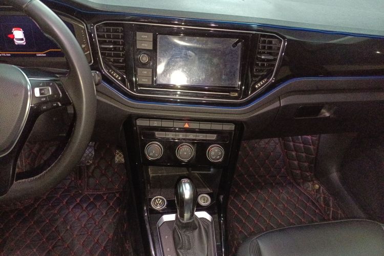 T-Roc 2020 #17 T-Roc 2020 car image #17