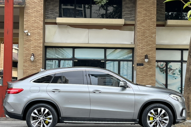 Mercedes-Benz GLE Coupe 2016 car image #17