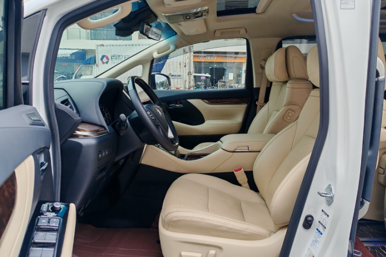 丰田 埃尔法 2021 汽车图片 #17