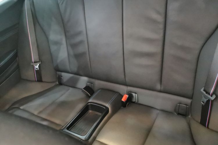 BMW M2 2019 car image #17