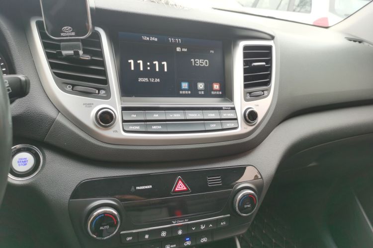 现代 途胜 2016 汽车图片 #17