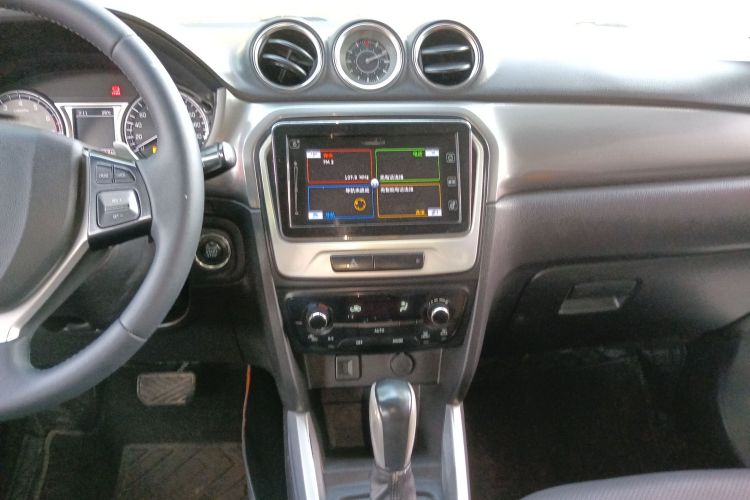 Suzuki Vitara 2016 image de voiture #17