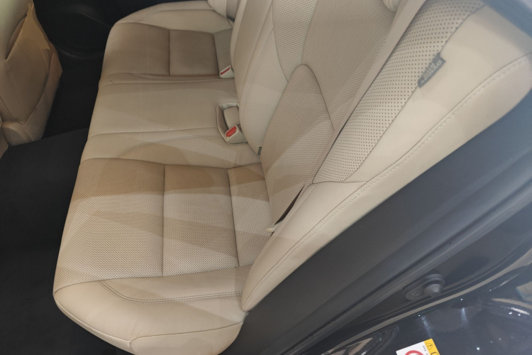 丰田 皇冠 2016 汽车图片 #17