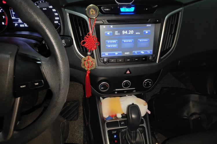 Hyundai ix25 2015 car image #17