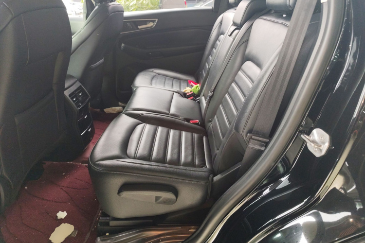 Ford Edge 2018 #17 Ford Edge 2018 car image #17