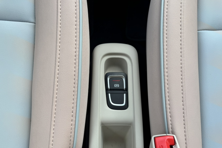 Leapmotor T03 2025 car image #17