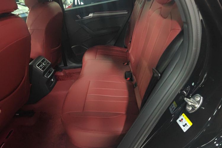 Audi Q5L 2025 #17 Audi Q5L 2025 car image #17