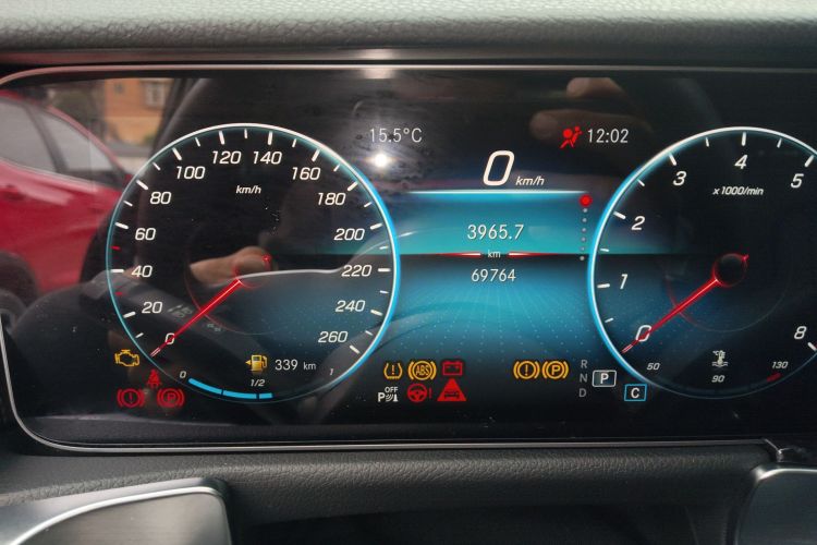 Mercedes-Benz GLB Class 2020 car image #17