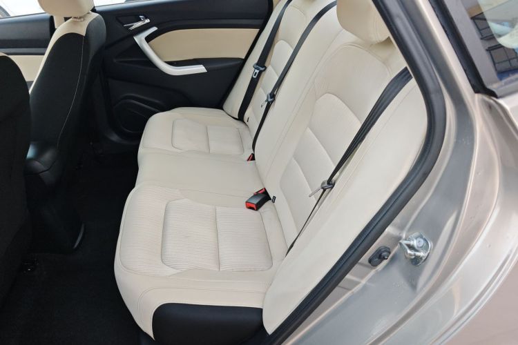 Changan Alsvin V7 2017 #17 Changan Alsvin V7 2017 car image #17