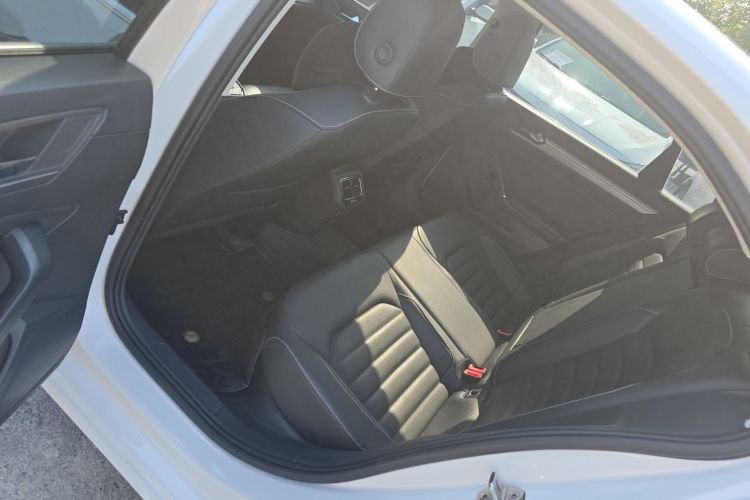 Volkswagen Lamando 2022 immagine di auto #17