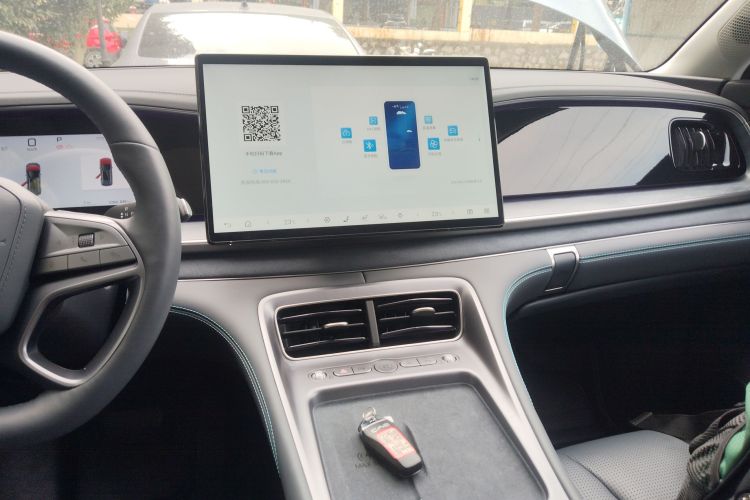 BYD Sea Lion 07 DM-i 2025 car image #17