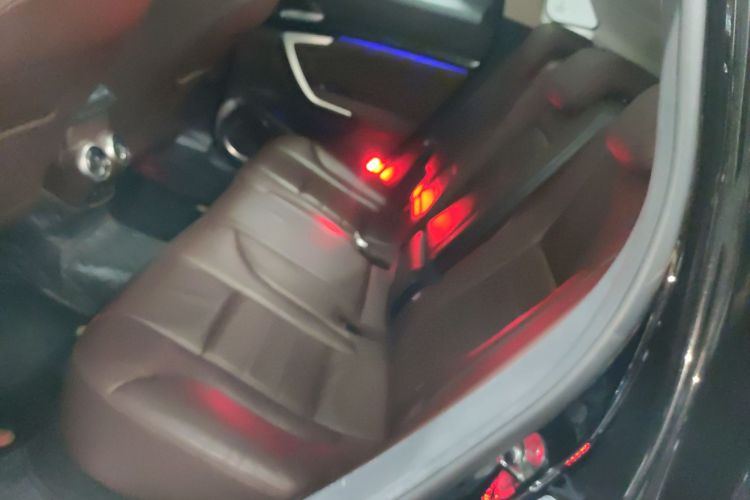 长城 魏牌 VV7 2018 汽车图片 #17