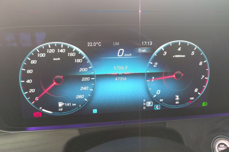 Mercedes-Benz CLS Class 2024 immagine di auto #17