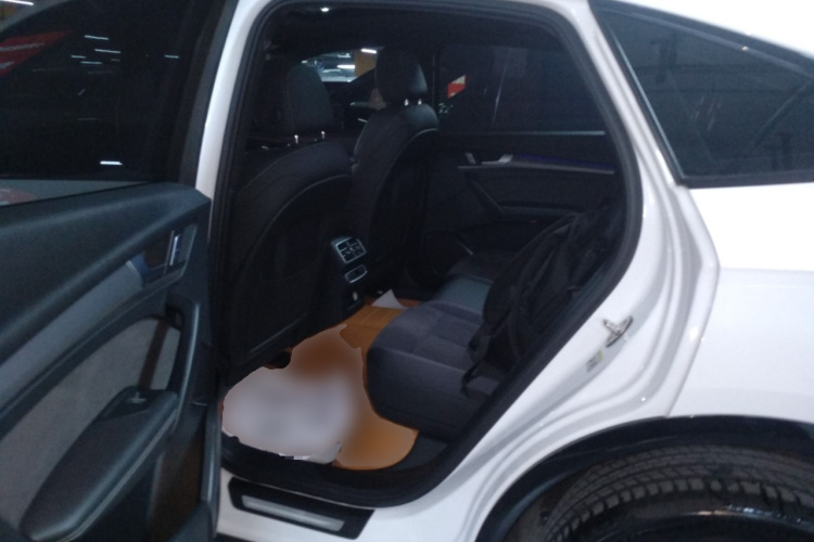 Audi Q5L Sportback 2024 #17 Audi Q5L Sportback 2024 car image #17