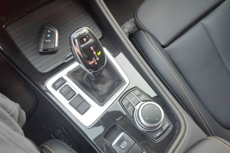 BMW 1 Series 2023 #17 BMW 1 Series 2023 car image #17