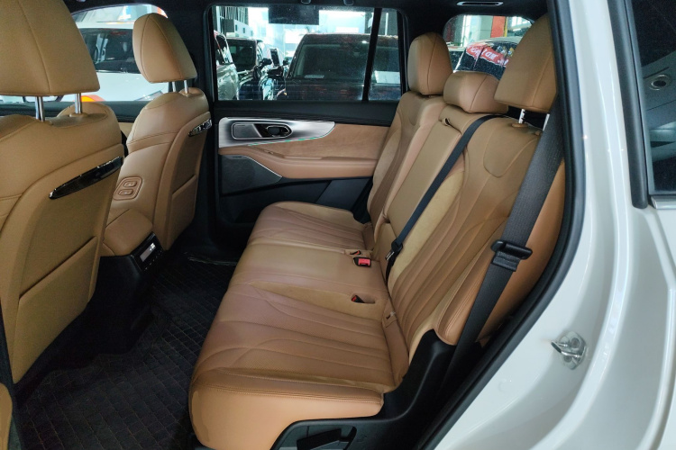 GAC Trumpchi ES9 2024 car image #17