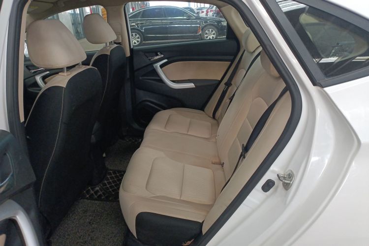 Changan Alsvin V7 2017 #17 Changan Alsvin V7 2017 car image #17