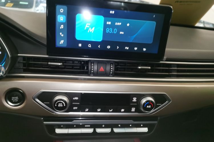 Jetour X70 2025 car image #17