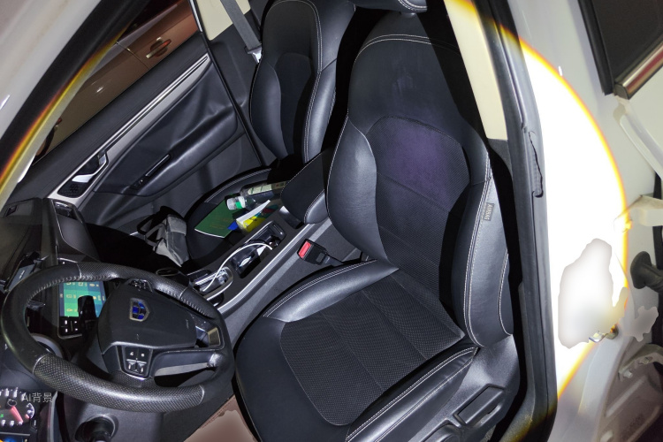 GEELY Emgrand GS 2018 car image #17