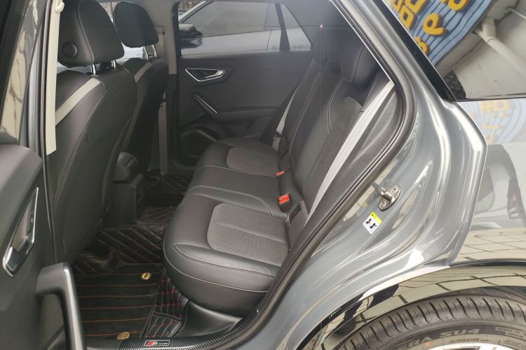 Q2L 2020 car image #17