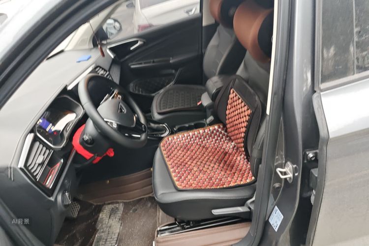 VS5 2021 car image #17