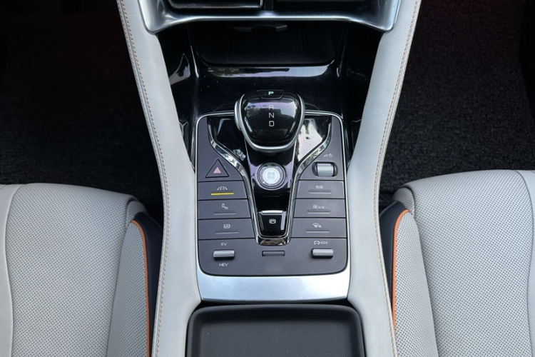 BYD Song Plus New Energy 2022 car image #17