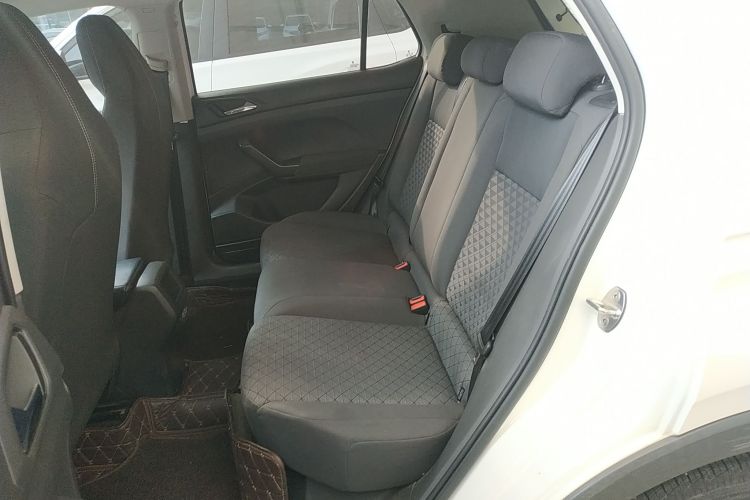 Volkswagen T-Cross 2020 car image #17