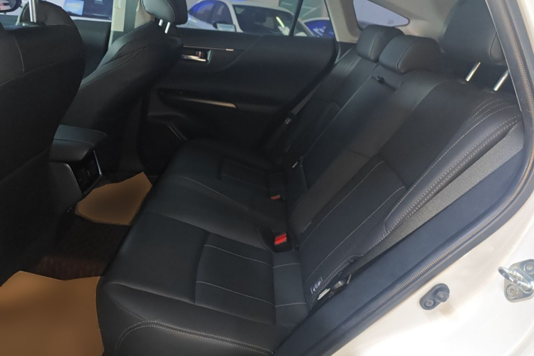 Toyota Harrier 2023 immagine di auto #17