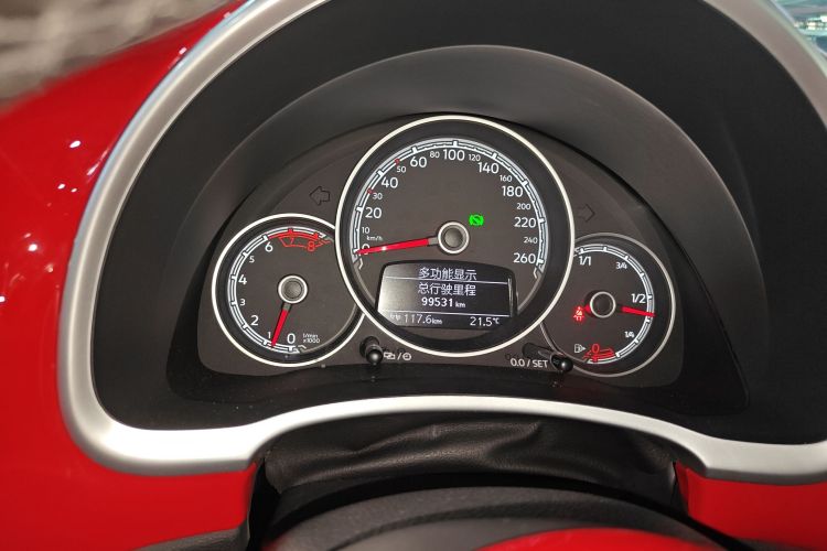 Volkswagen Beetle 2018 immagine di auto #17