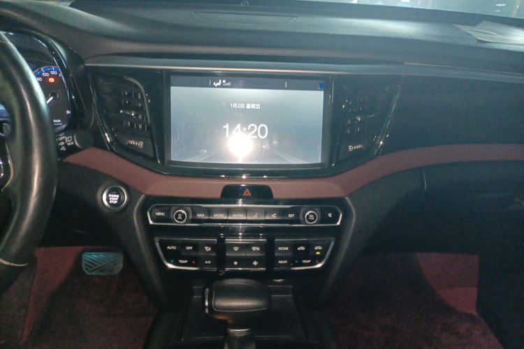 GAC Trumpchi GS8 2019 car image #17