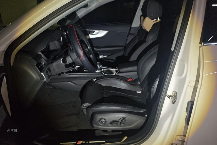 Audi A4L 2020 car image #17