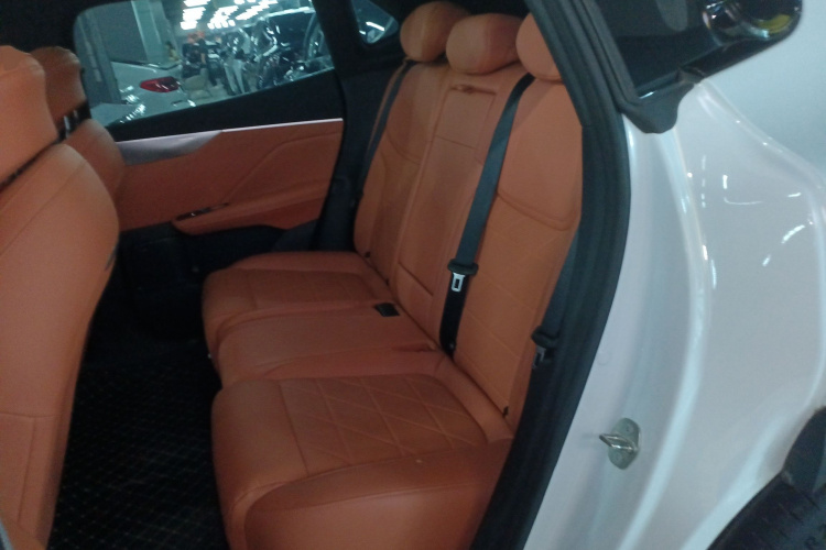 Deepal S05 2025 immagine di auto #17