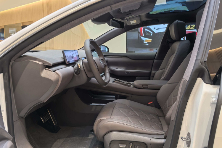 蔚来 蔚来ET7 2024 汽车图片 #17