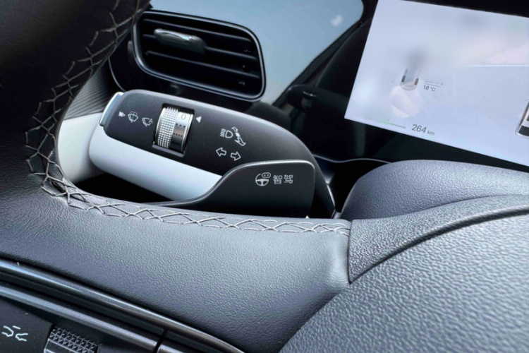 BYD Seal 06 New Energy 2025 #17 BYD Seal 06 New Energy 2025 car image #17