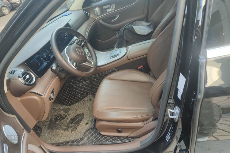 Mercedes-Benz E Class 2019 car image #17