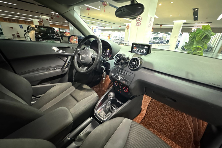 奥迪 奥迪A1 2017 汽车图片 #17