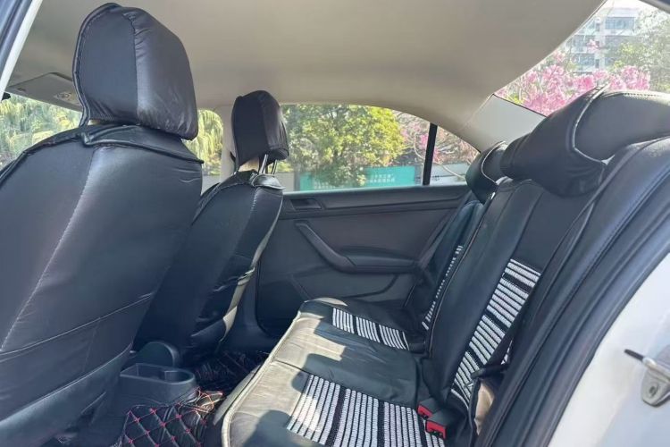 Santana 2019 #17 Santana 2019 immagine di auto #17