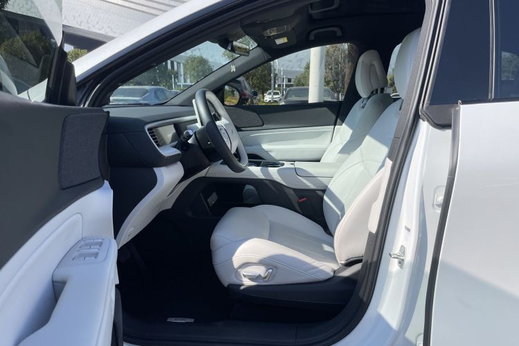 Xpeng G6 2024 immagine di auto #17