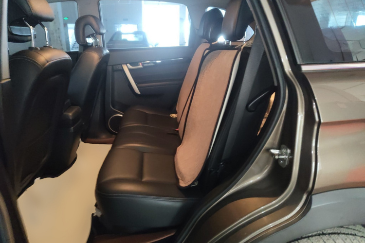 Chevrolet Captiva 2015 #17 Chevrolet Captiva 2015 car image #17