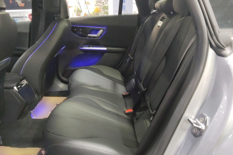 Mercedes-Benz EQE Class 2024 #17 Mercedes-Benz EQE Class 2024 car image #17