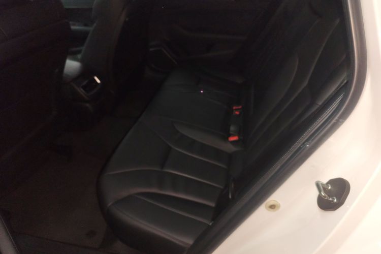 HongQi H5 2022 #17 HongQi H5 2022 car image #17