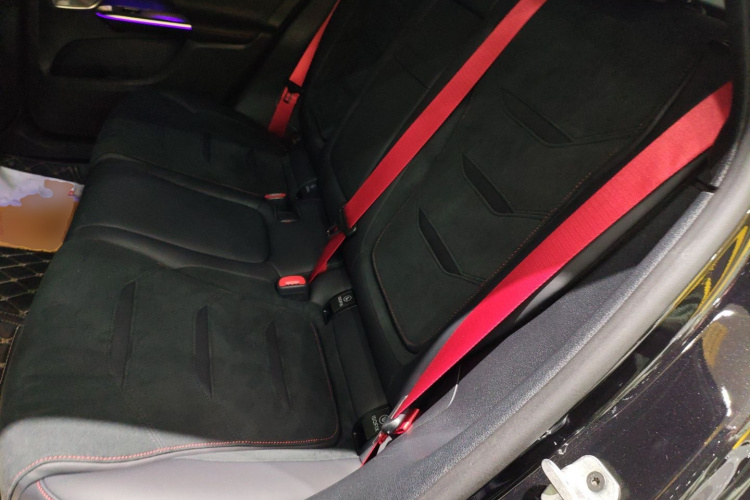 Mercedes-Benz GLC AMG 2025 immagine di auto #17