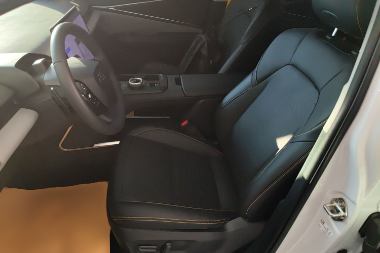 Toyota bZ5 2025 #17 Toyota bZ5 2025 car image #17