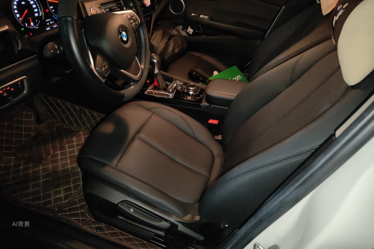 BMW 1 Series 2019 car image #17