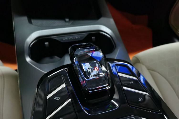 Kaiyi Kunlun New Energy 2025 car image #17