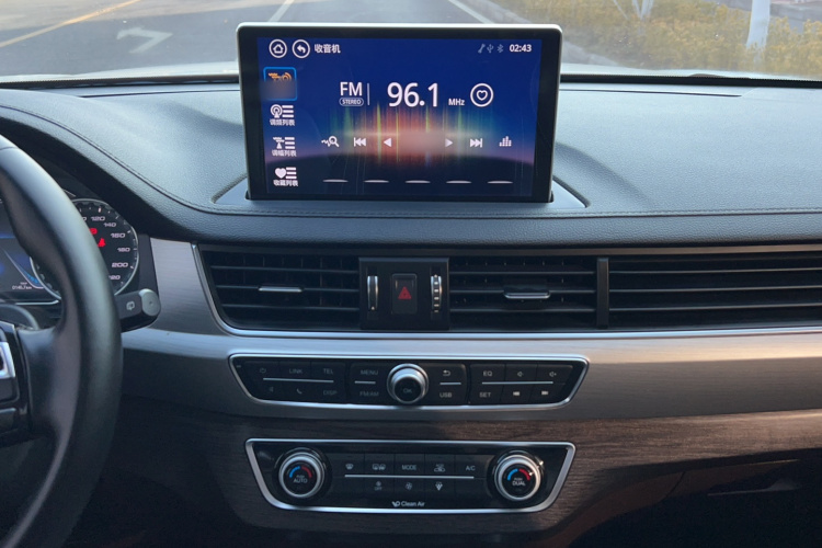 Forthing JOYEAR X5 2019 car image #17