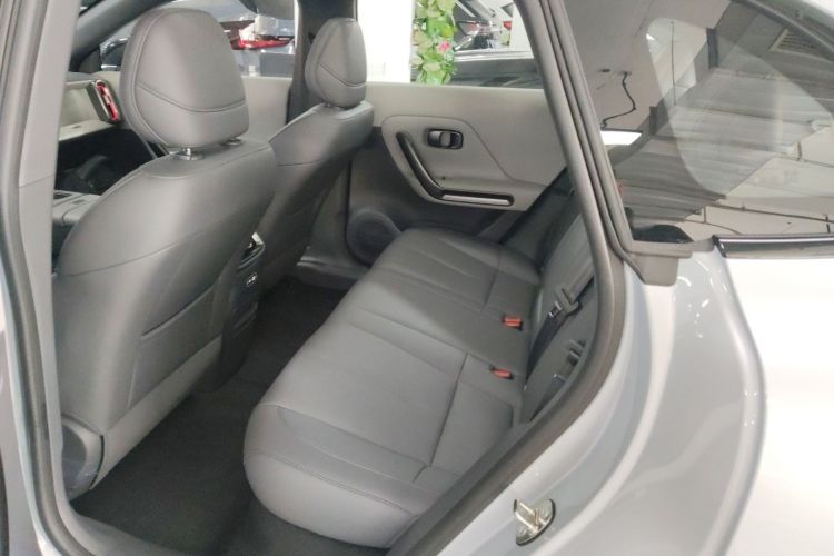 零跑汽车 零跑Lafa5 2025 汽车图片 #17