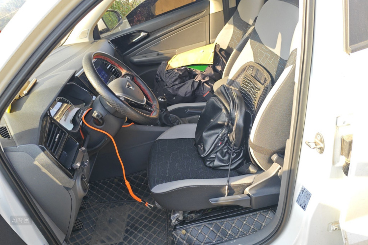 VS5 2021 car image #17