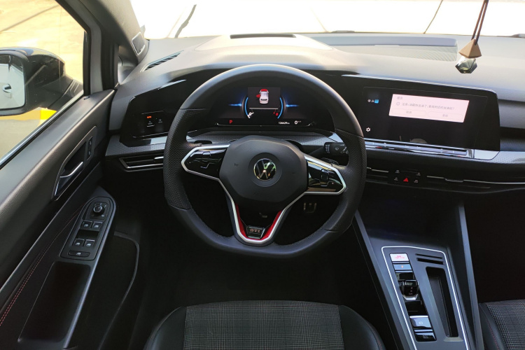 Volkswagen GolfGTI 2021 car image #17