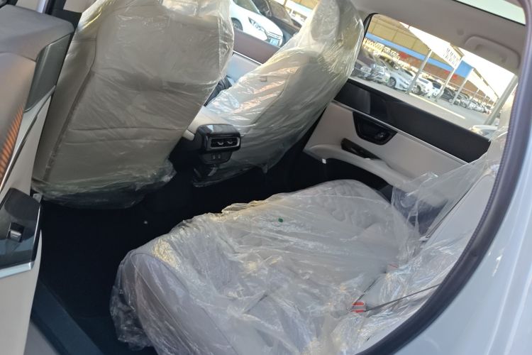 Honda S7 2025 car image #17